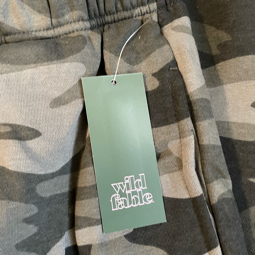 Green Camo Sweatpants Size XL Comfy Unisex Loungewear Athleisure Army Pants NEW - Picture 3 of 10